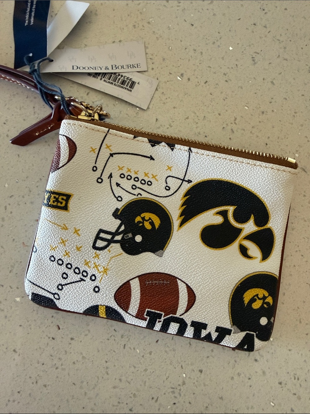 NWT: Dooney & Bourke White/Black/Gold Iowa Hawkeyes Zip Wristlet - Picture 4 of 7